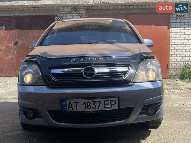 Сірий Опель Меріва, об'ємом двигуна 1.6 л та пробігом 280 тис. км за 4950 $, фото 1 на Automoto.ua