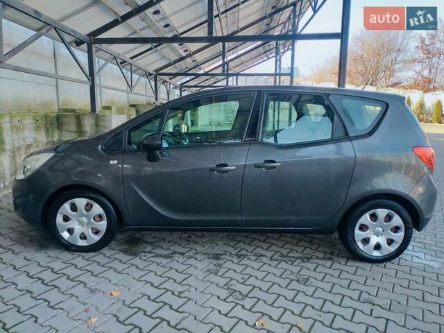 Сірий Опель Меріва, об'ємом двигуна 1.25 л та пробігом 209 тис. км за 5999 $, фото 1 на Automoto.ua