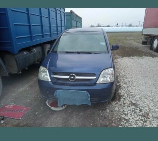 Синий Опель Мерива, объемом двигателя 1 л и пробегом 390 тыс. км за 2800 $, фото 1 на Automoto.ua