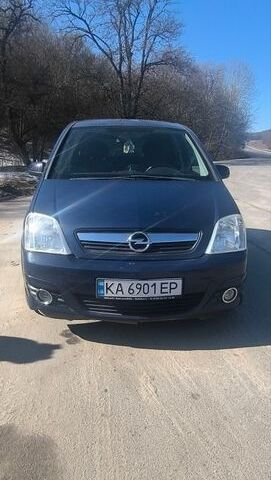 Синій Опель Меріва, об'ємом двигуна 1.36 л та пробігом 245 тис. км за 3500 $, фото 1 на Automoto.ua