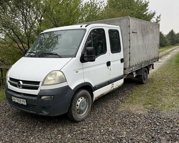 Белый Опель Movano, объемом двигателя 2.46 л и пробегом 436 тыс. км за 8000 $, фото 1 на Automoto.ua