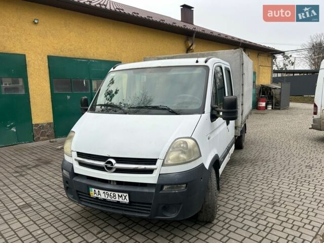 Белый Опель Movano, объемом двигателя 2.46 л и пробегом 315 тыс. км за 9400 $, фото 1 на Automoto.ua
