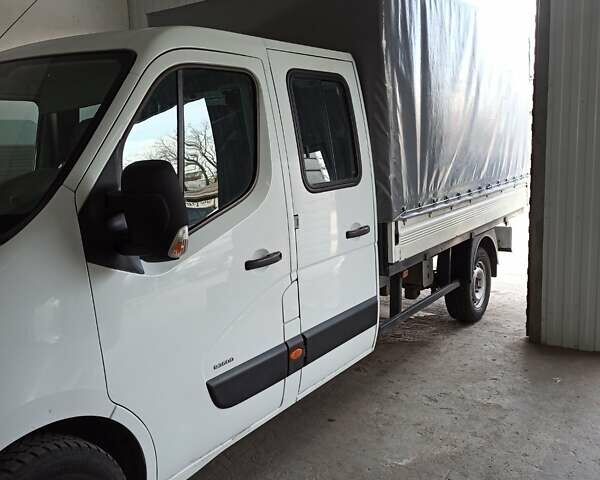 Белый Опель Movano, объемом двигателя 2.3 л и пробегом 206 тыс. км за 16000 $, фото 1 на Automoto.ua