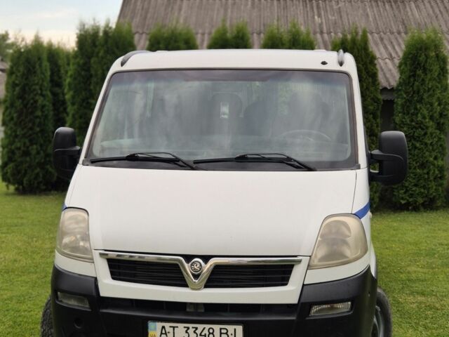 Белый Опель Movano, объемом двигателя 0 л и пробегом 335 тыс. км за 5716 $, фото 1 на Automoto.ua