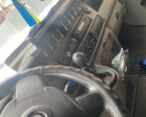 Белый Опель Movano, объемом двигателя 2.46 л и пробегом 400 тыс. км за 4500 $, фото 1 на Automoto.ua