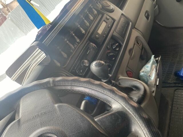 Белый Опель Movano, объемом двигателя 2.5 л и пробегом 400 тыс. км за 4500 $, фото 1 на Automoto.ua