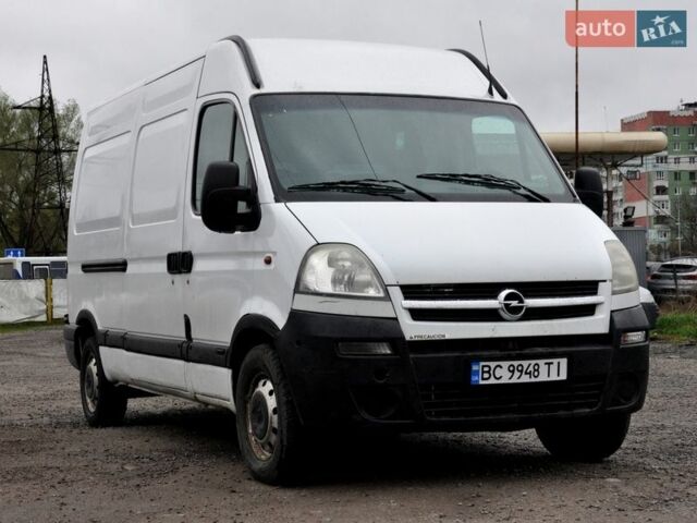Белый Опель Movano, объемом двигателя 2.5 л и пробегом 400 тыс. км за 5999 $, фото 1 на Automoto.ua