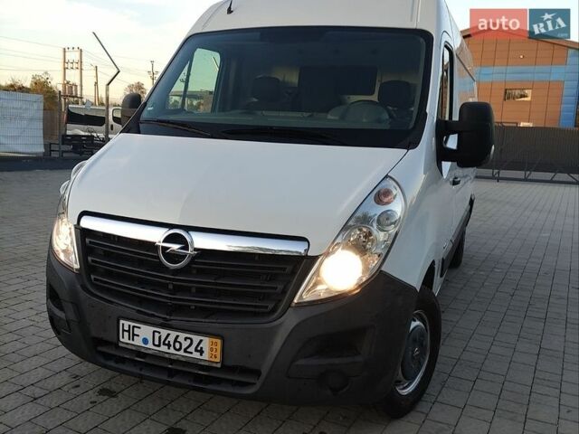 Белый Опель Movano, объемом двигателя 2.3 л и пробегом 320 тыс. км за 12950 $, фото 1 на Automoto.ua