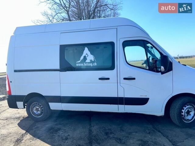 Белый Опель Movano, объемом двигателя 2.3 л и пробегом 440 тыс. км за 9500 $, фото 1 на Automoto.ua