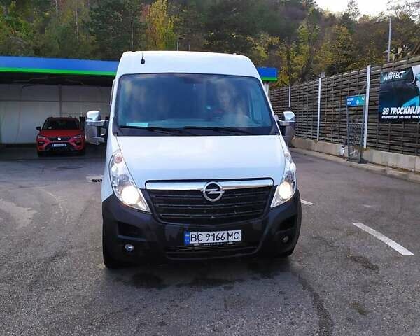 Білий Опель Movano, об'ємом двигуна 2.3 л та пробігом 200 тис. км за 15000 $, фото 1 на Automoto.ua