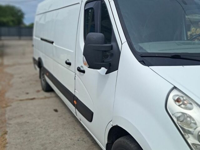Белый Опель Movano, объемом двигателя 2.3 л и пробегом 418 тыс. км за 13000 $, фото 1 на Automoto.ua