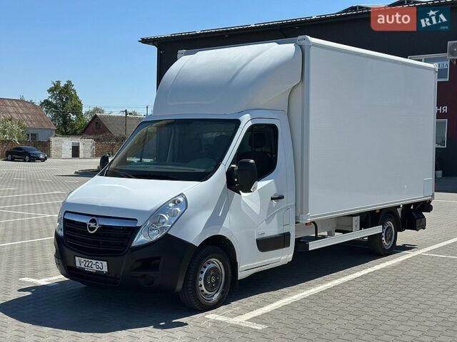Белый Опель Movano, объемом двигателя 2.3 л и пробегом 264 тыс. км за 19000 $, фото 1 на Automoto.ua