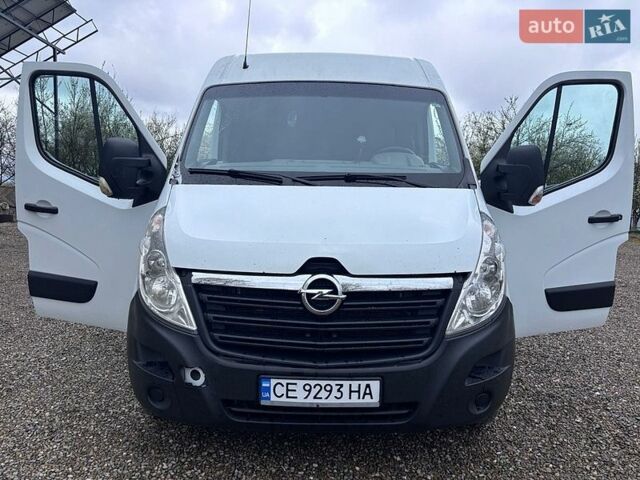 Белый Опель Movano, объемом двигателя 2.3 л и пробегом 351 тыс. км за 15000 $, фото 1 на Automoto.ua