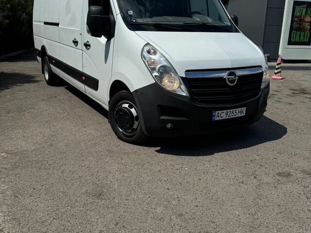 Белый Опель Movano, объемом двигателя 2.3 л и пробегом 376 тыс. км за 17900 $, фото 1 на Automoto.ua