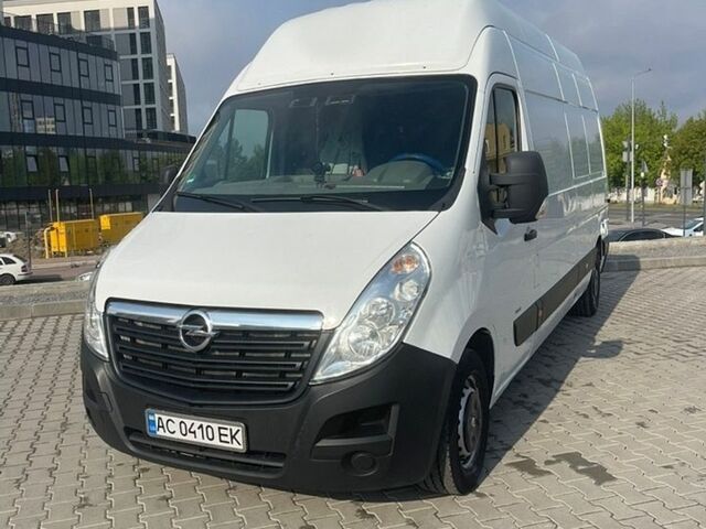 Белый Опель Movano, объемом двигателя 2.3 л и пробегом 300 тыс. км за 16000 $, фото 1 на Automoto.ua