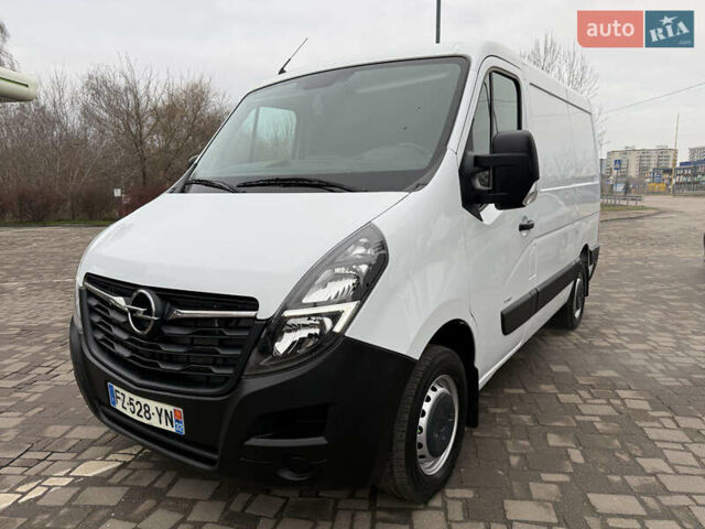 Білий Опель Movano, об'ємом двигуна 2.3 л та пробігом 105 тис. км за 16800 $, фото 1 на Automoto.ua