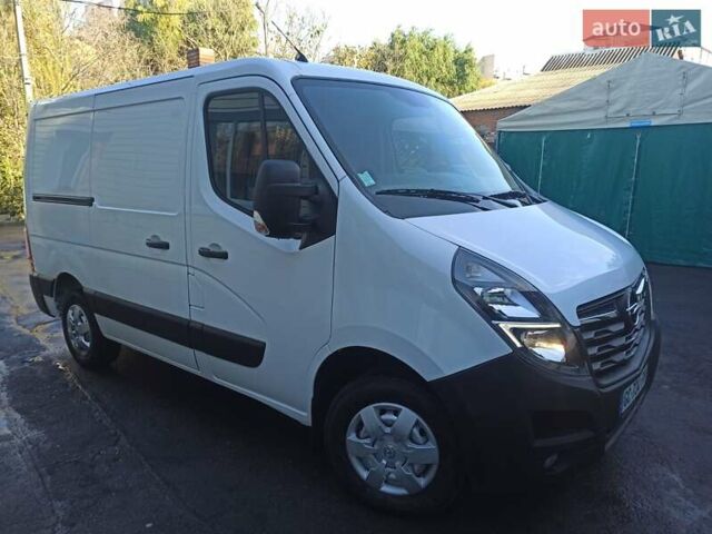 Белый Опель Movano, объемом двигателя 2.3 л и пробегом 133 тыс. км за 15600 $, фото 1 на Automoto.ua