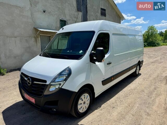 Белый Опель Movano, объемом двигателя 2.3 л и пробегом 261 тыс. км за 17500 $, фото 1 на Automoto.ua