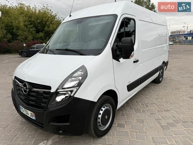 Белый Опель Movano, объемом двигателя 2.3 л и пробегом 225 тыс. км за 17700 $, фото 1 на Automoto.ua