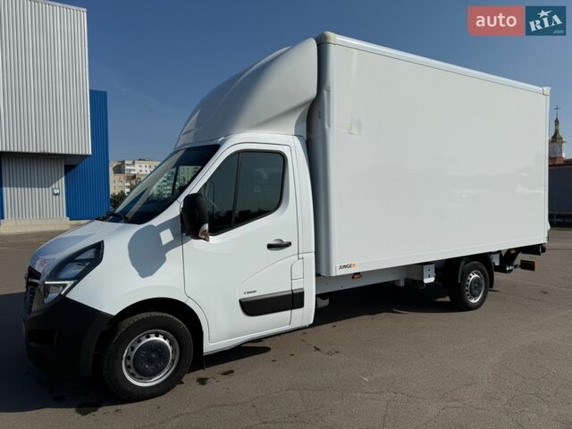 Белый Опель Movano, объемом двигателя 2.3 л и пробегом 330 тыс. км за 20900 $, фото 1 на Automoto.ua