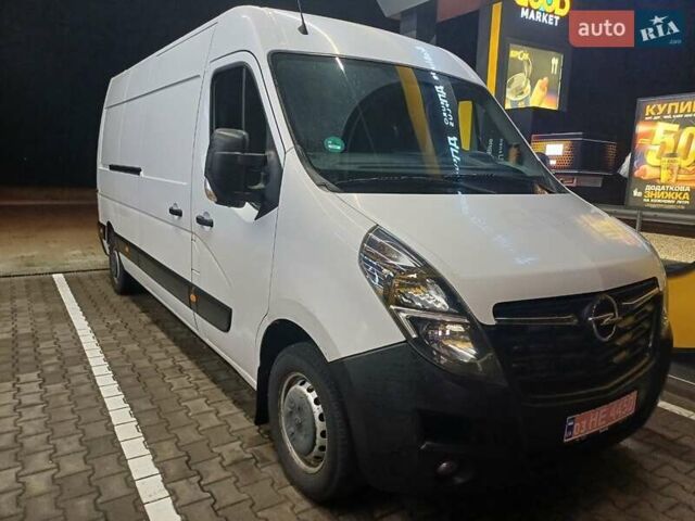 Белый Опель Movano, объемом двигателя 2.3 л и пробегом 275 тыс. км за 18799 $, фото 1 на Automoto.ua