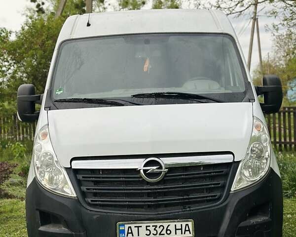 Белый Опель Movano, объемом двигателя 2.3 л и пробегом 308 тыс. км за 14000 $, фото 1 на Automoto.ua