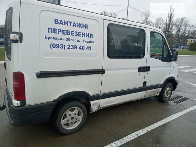 Белый Опель Movano, объемом двигателя 2.5 л и пробегом 450 тыс. км за 3999 $, фото 1 на Automoto.ua