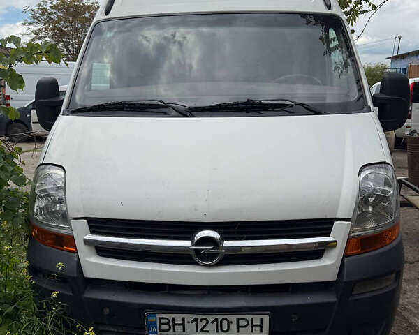 Білий Опель Movano, об'ємом двигуна 3 л та пробігом 450 тис. км за 2700 $, фото 1 на Automoto.ua