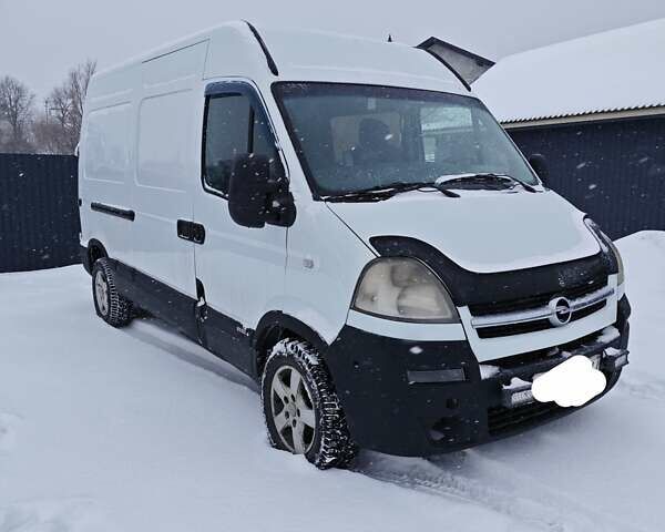 Белый Опель Movano, объемом двигателя 2.5 л и пробегом 380 тыс. км за 6600 $, фото 1 на Automoto.ua