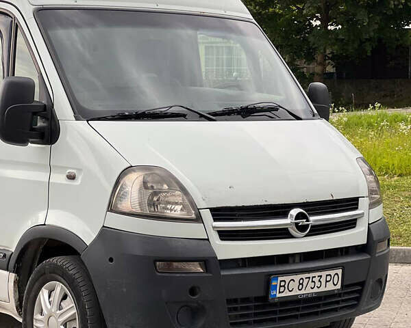 Білий Опель Movano, об'ємом двигуна 2.5 л та пробігом 641 тис. км за 10500 $, фото 1 на Automoto.ua