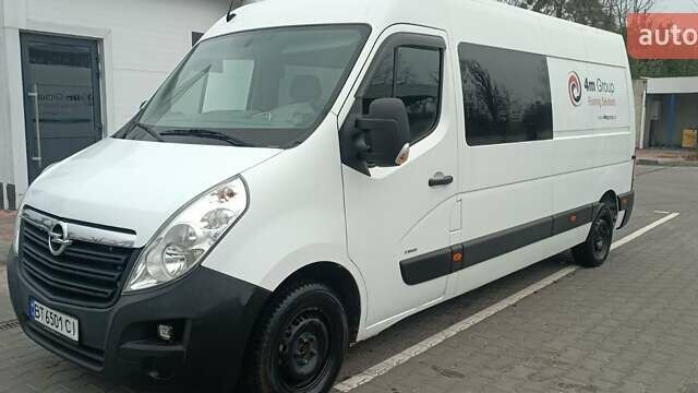 Белый Опель Movano, объемом двигателя 2.3 л и пробегом 600 тыс. км за 12800 $, фото 1 на Automoto.ua
