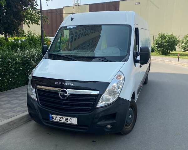 Белый Опель Movano, объемом двигателя 2.3 л и пробегом 358 тыс. км за 13000 $, фото 1 на Automoto.ua