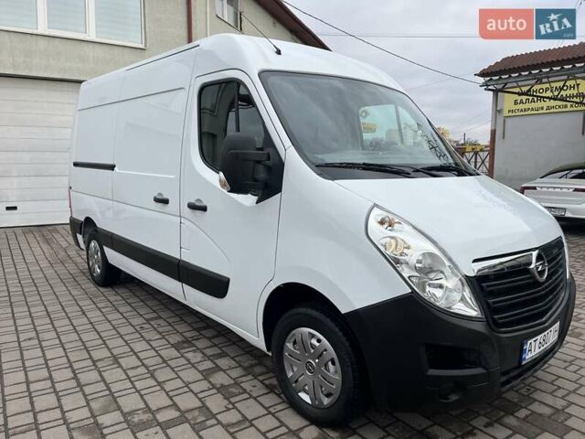 Білий Опель Movano, об'ємом двигуна 2.3 л та пробігом 262 тис. км за 15000 $, фото 1 на Automoto.ua