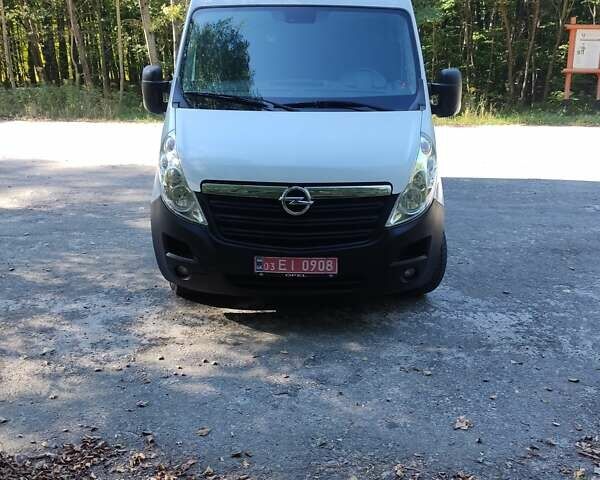 Белый Опель Movano, объемом двигателя 2.3 л и пробегом 245 тыс. км за 17200 $, фото 1 на Automoto.ua