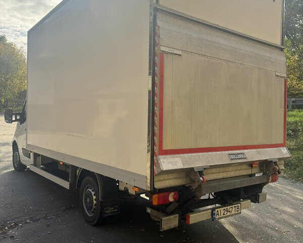 Белый Опель Movano, объемом двигателя 2.3 л и пробегом 400 тыс. км за 19900 $, фото 1 на Automoto.ua