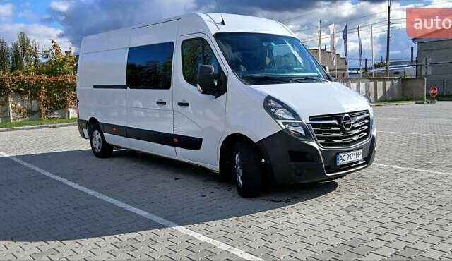 Белый Опель Movano, объемом двигателя 2.3 л и пробегом 263 тыс. км за 19800 $, фото 1 на Automoto.ua