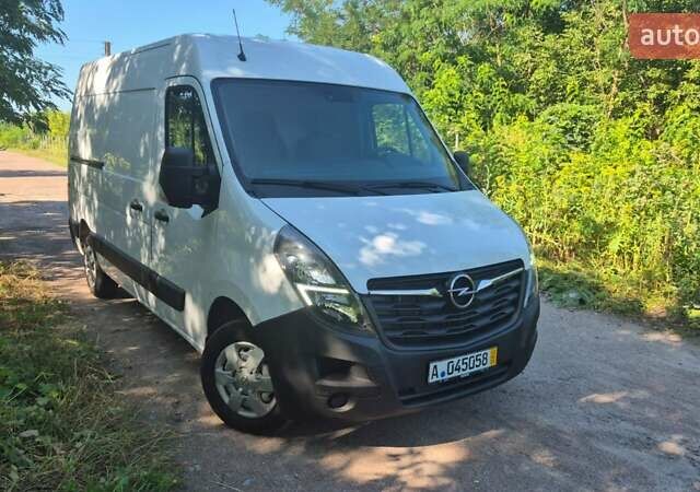 Білий Опель Movano, об'ємом двигуна 2.3 л та пробігом 258 тис. км за 16500 $, фото 1 на Automoto.ua