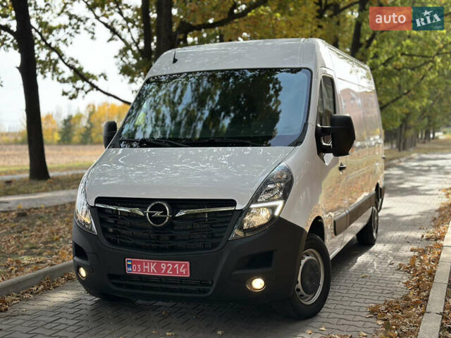 Белый Опель Movano, объемом двигателя 2.3 л и пробегом 162 тыс. км за 17700 $, фото 1 на Automoto.ua