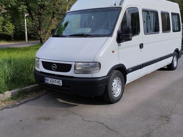 Белый Опель Movano, объемом двигателя 2.8 л и пробегом 415 тыс. км за 5600 $, фото 1 на Automoto.ua