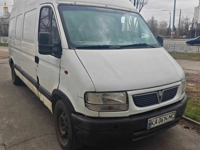 Белый Опель Movano, объемом двигателя 2.5 л и пробегом 395 тыс. км за 3500 $, фото 1 на Automoto.ua