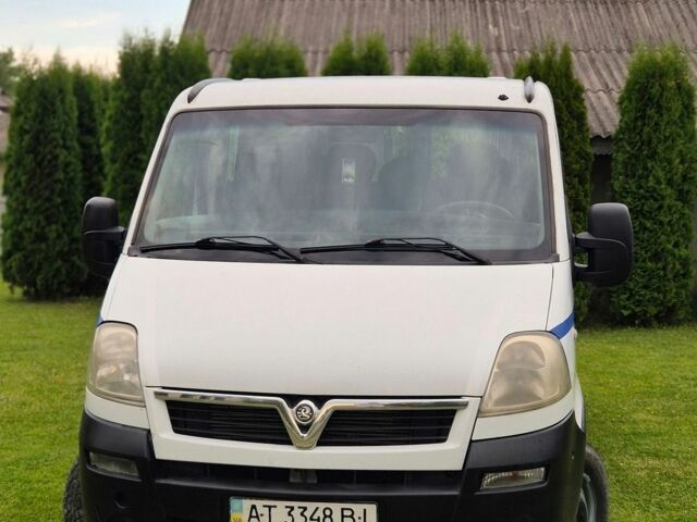 Белый Опель Movano, объемом двигателя 2.46 л и пробегом 335 тыс. км за 5400 $, фото 1 на Automoto.ua