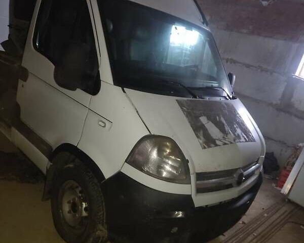 Белый Опель Movano, объемом двигателя 2.46 л и пробегом 370 тыс. км за 2999 $, фото 1 на Automoto.ua