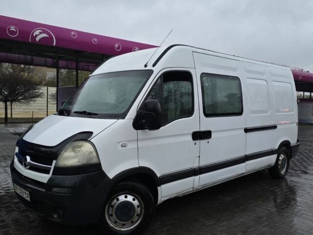 Белый Опель Movano, объемом двигателя 2.5 л и пробегом 422 тыс. км за 7100 $, фото 1 на Automoto.ua
