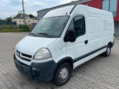 Белый Опель Movano, объемом двигателя 2.5 л и пробегом 350 тыс. км за 6000 $, фото 1 на Automoto.ua