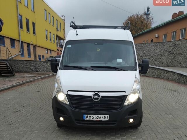 Белый Опель Movano, объемом двигателя 2.3 л и пробегом 424 тыс. км за 14700 $, фото 1 на Automoto.ua