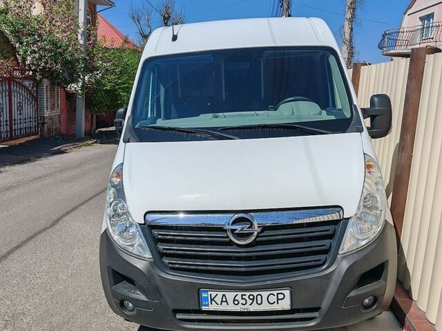 Белый Опель Movano, объемом двигателя 2.3 л и пробегом 188 тыс. км за 17000 $, фото 1 на Automoto.ua