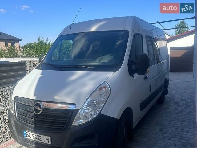 Белый Опель Movano, объемом двигателя 2.3 л и пробегом 355 тыс. км за 11900 $, фото 1 на Automoto.ua