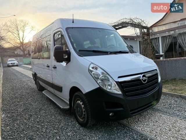 Белый Опель Movano, объемом двигателя 2.3 л и пробегом 320 тыс. км за 17115 $, фото 1 на Automoto.ua