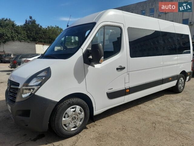Белый Опель Movano, объемом двигателя 2.3 л и пробегом 290 тыс. км за 21000 $, фото 1 на Automoto.ua