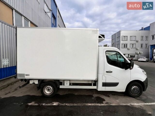 Белый Опель Movano, объемом двигателя 2.3 л и пробегом 296 тыс. км за 15600 $, фото 1 на Automoto.ua